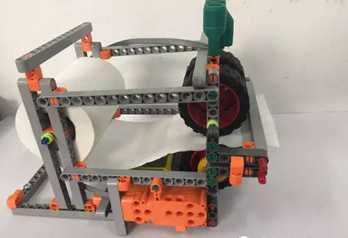 智能果殼箱，智慧出紙機(jī)……孩子們讓生活更智能！