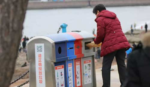 如何分類生活垃圾？四色垃圾桶，收納種類各不同